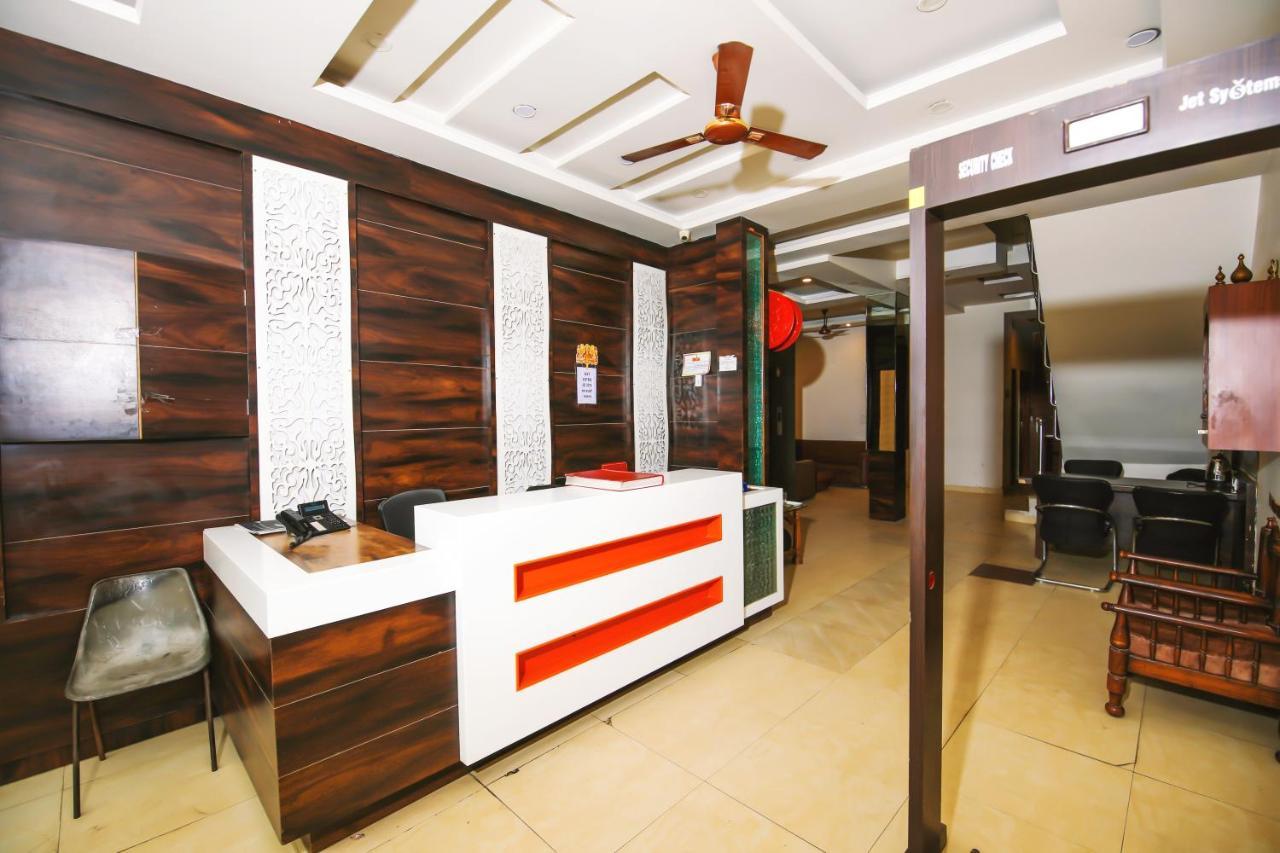 Hotel Lav Kush Deluxe " 3 Min Walking From New Delhi Railway Station " Kültér fotó