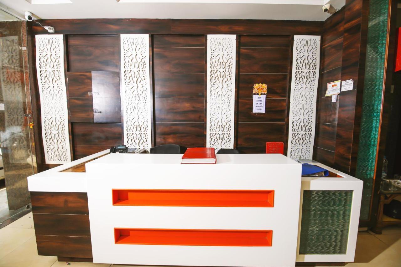 Hotel Lav Kush Deluxe " 3 Min Walking From New Delhi Railway Station " Kültér fotó