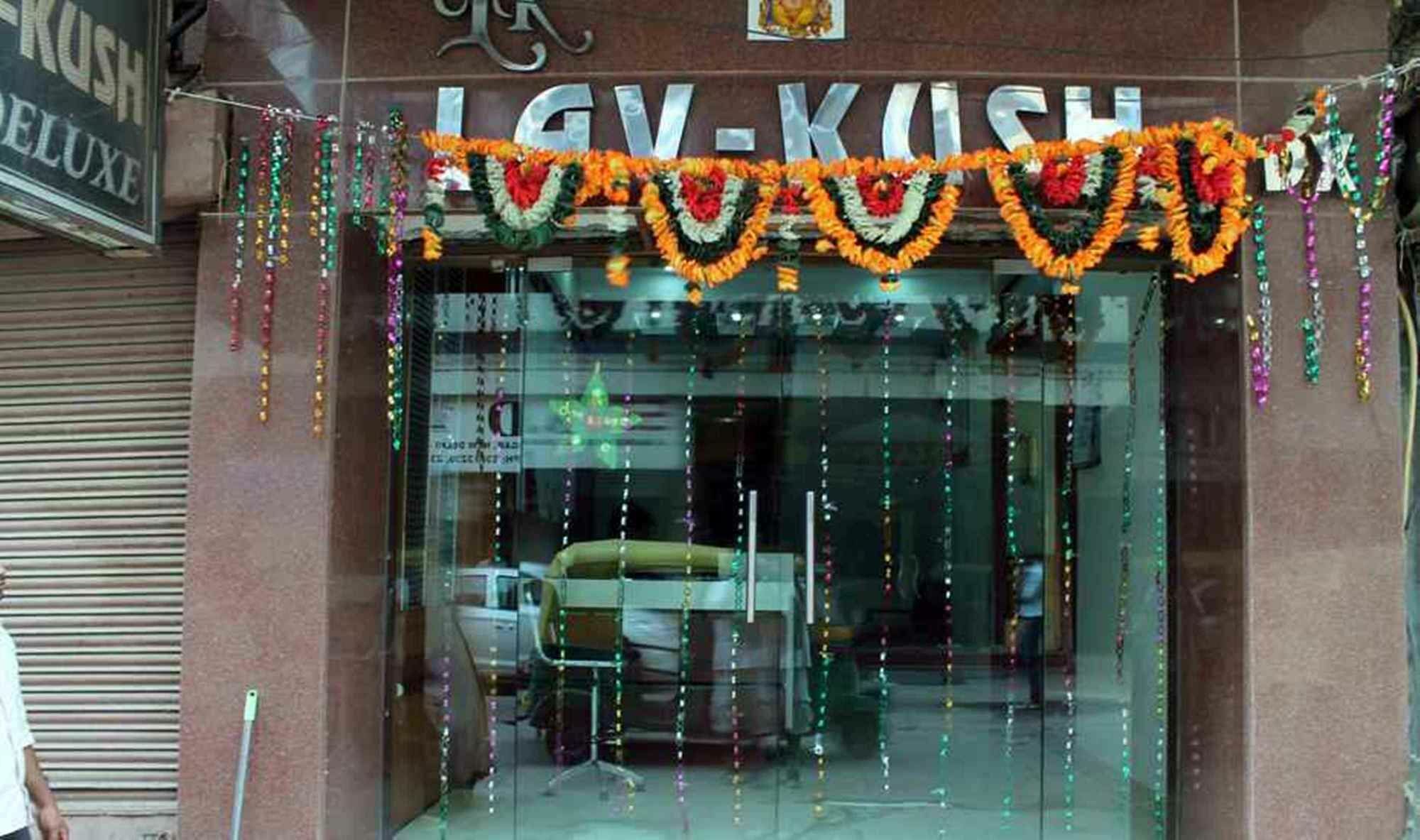 Hotel Lav Kush Deluxe " 3 Min Walking From New Delhi Railway Station " Kültér fotó